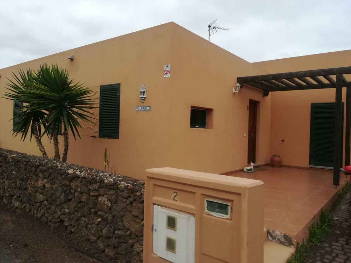 Villa Palmarsu La Oliva Buitenkant foto